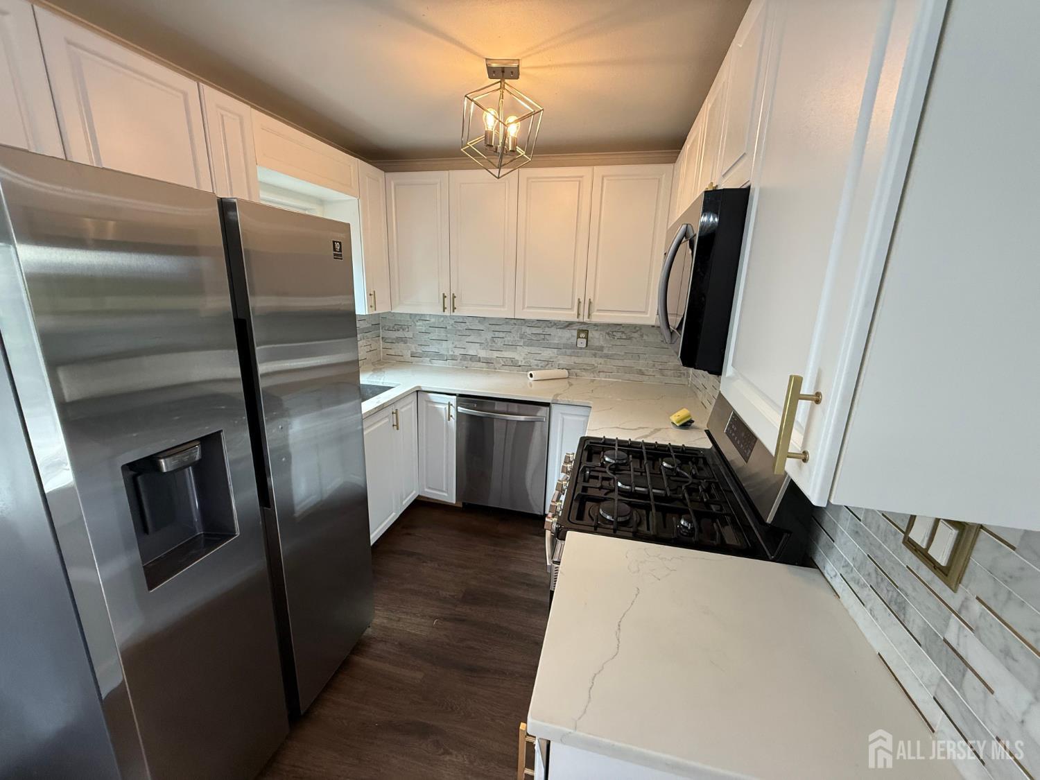 35 Maplewood Avenue