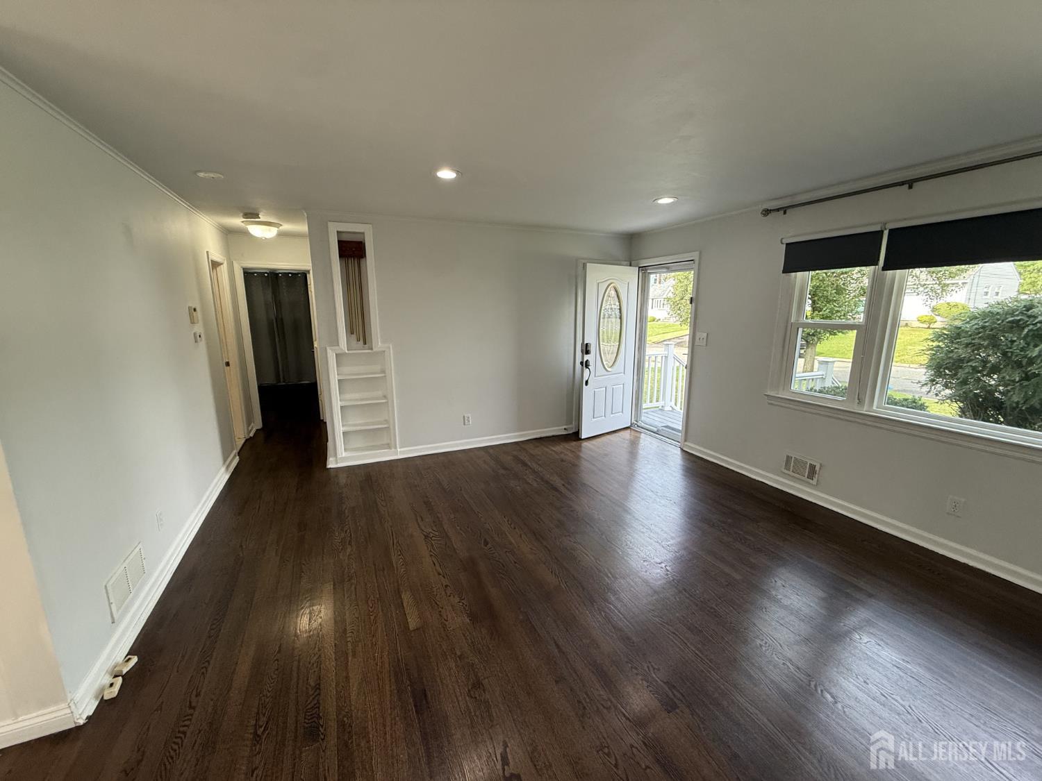35 Maplewood Avenue