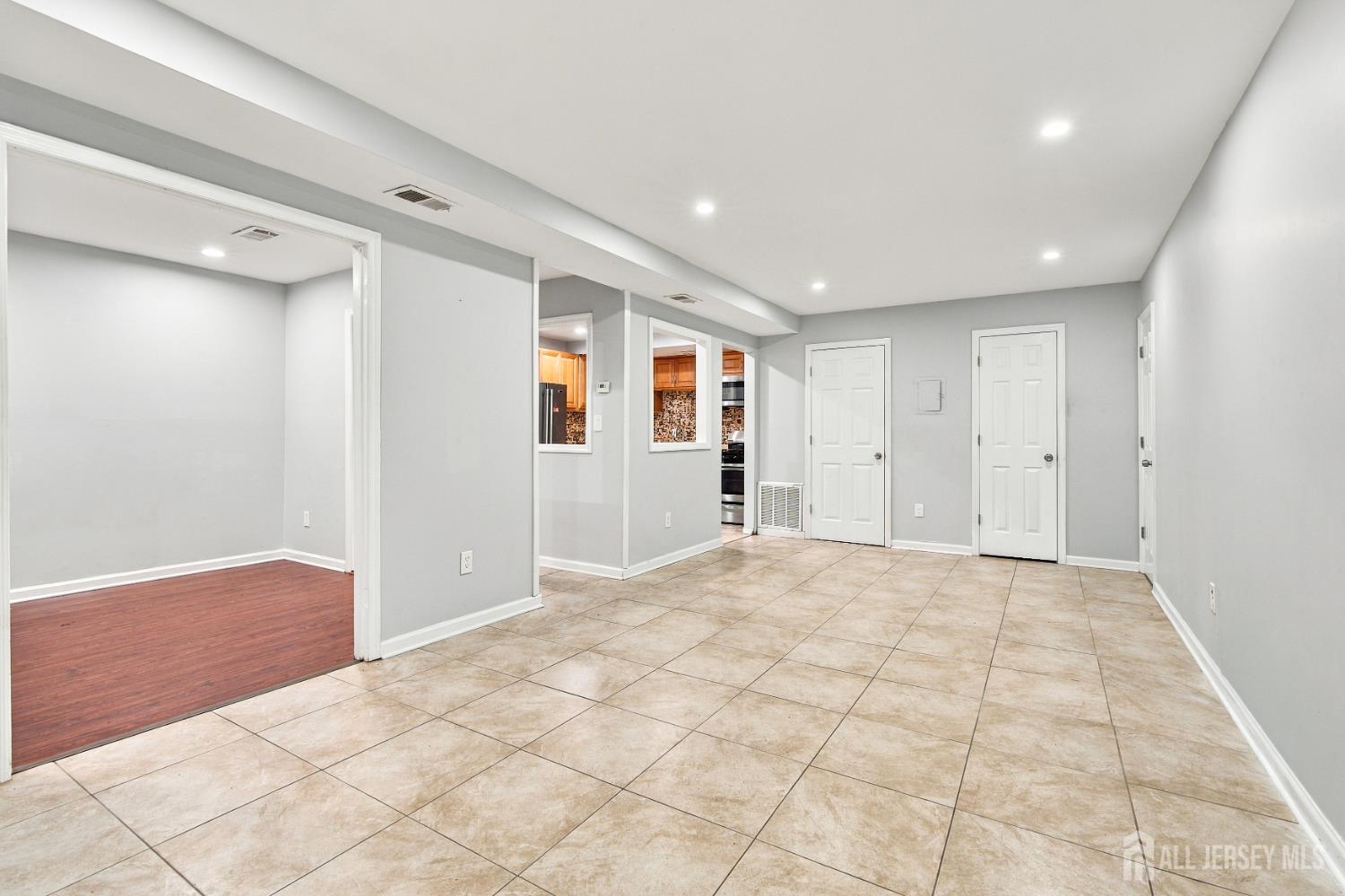 25 College Drive