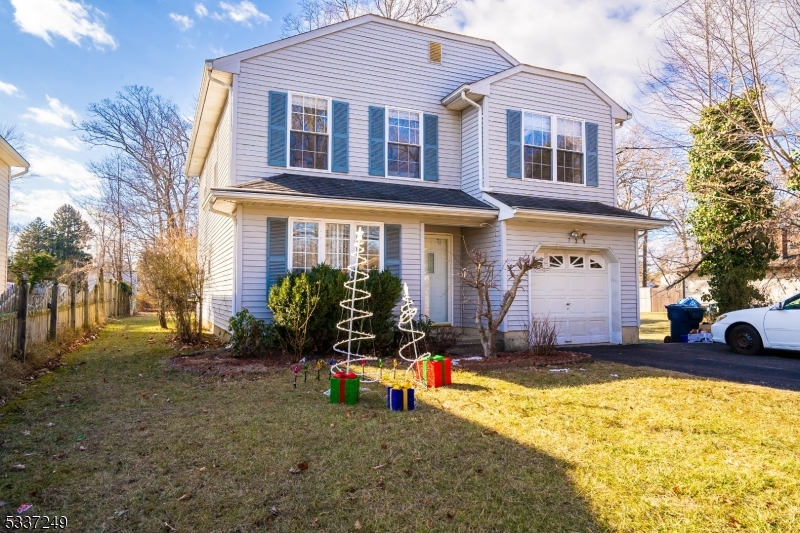 724 Magnolia Rd
