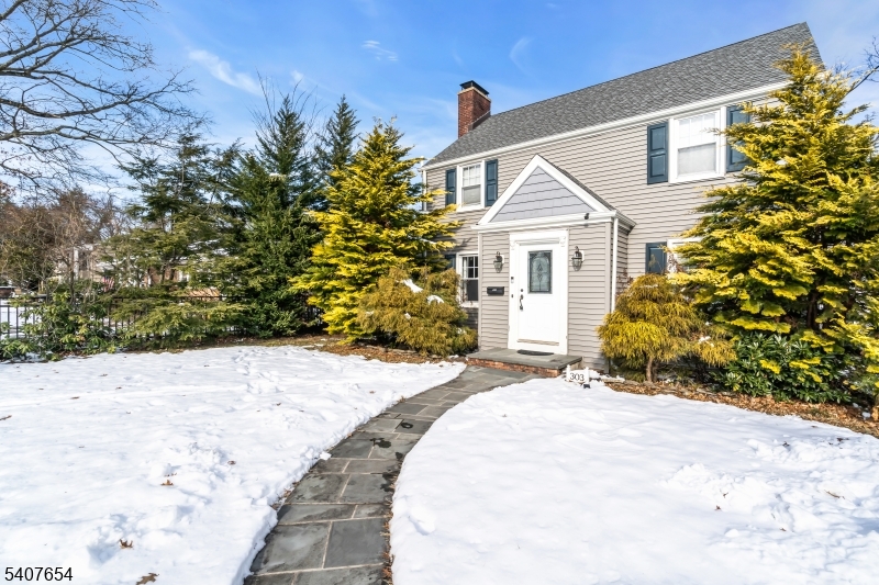 303 Ashland Rd