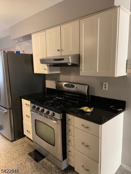 1702 Edison Glen Ter