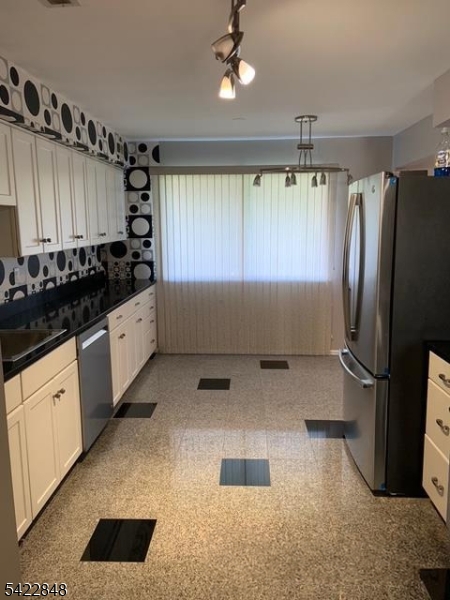 1702 Edison Glen Ter