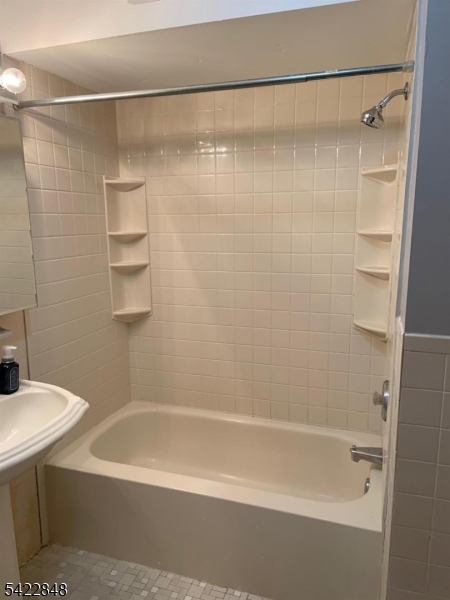 1702 Edison Glen Ter