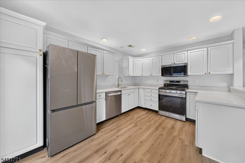 58 Windsong Cir