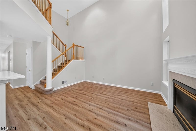 58 Windsong Cir
