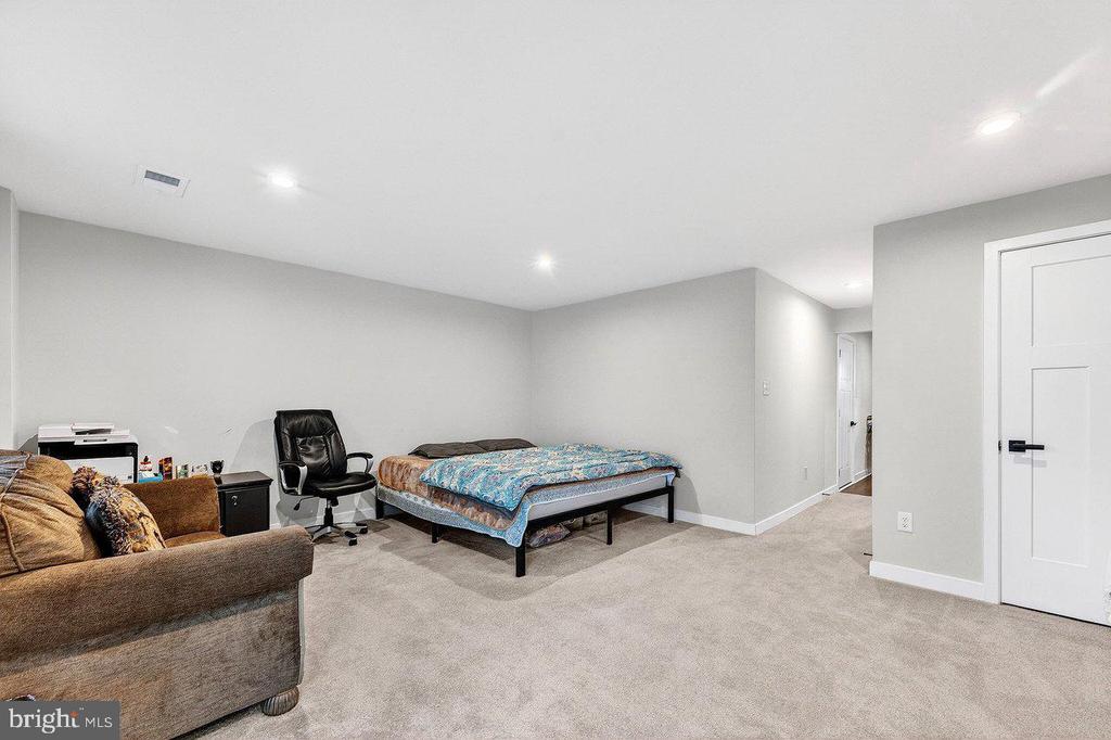 39 SAGE WAY