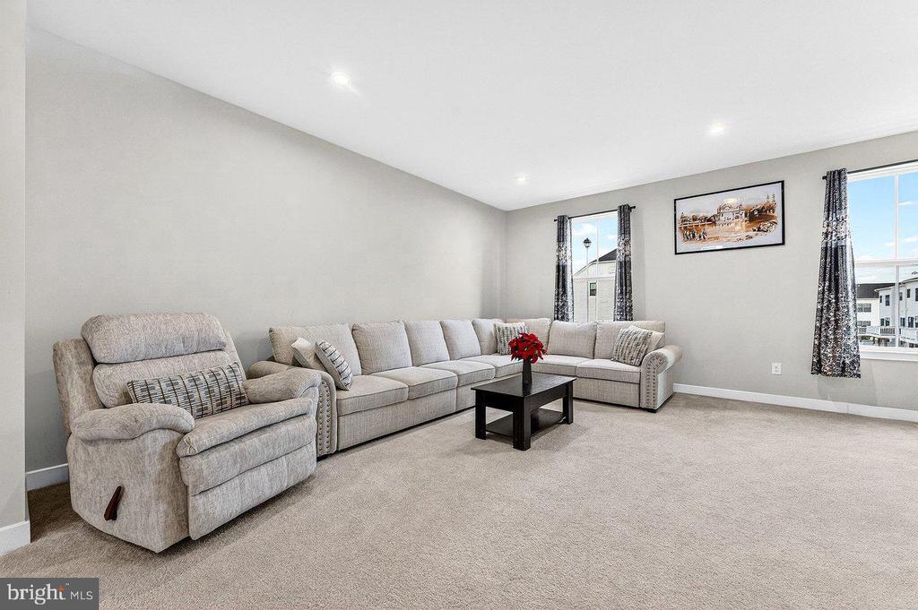 39 SAGE WAY