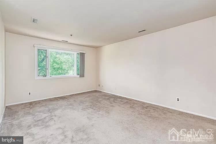 1307 SAYRE DRIVE