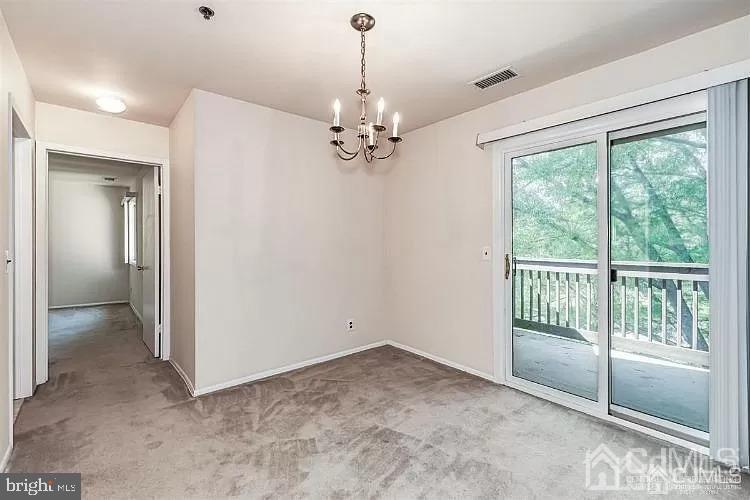 1307 SAYRE DRIVE