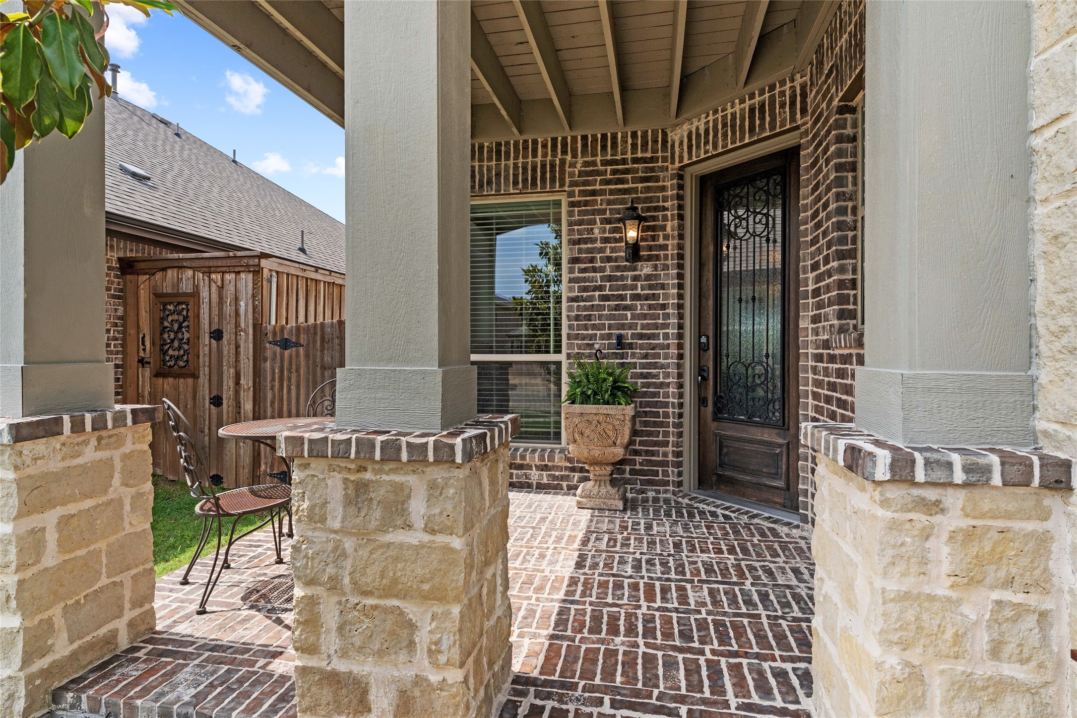 961 Mangrove Drive
