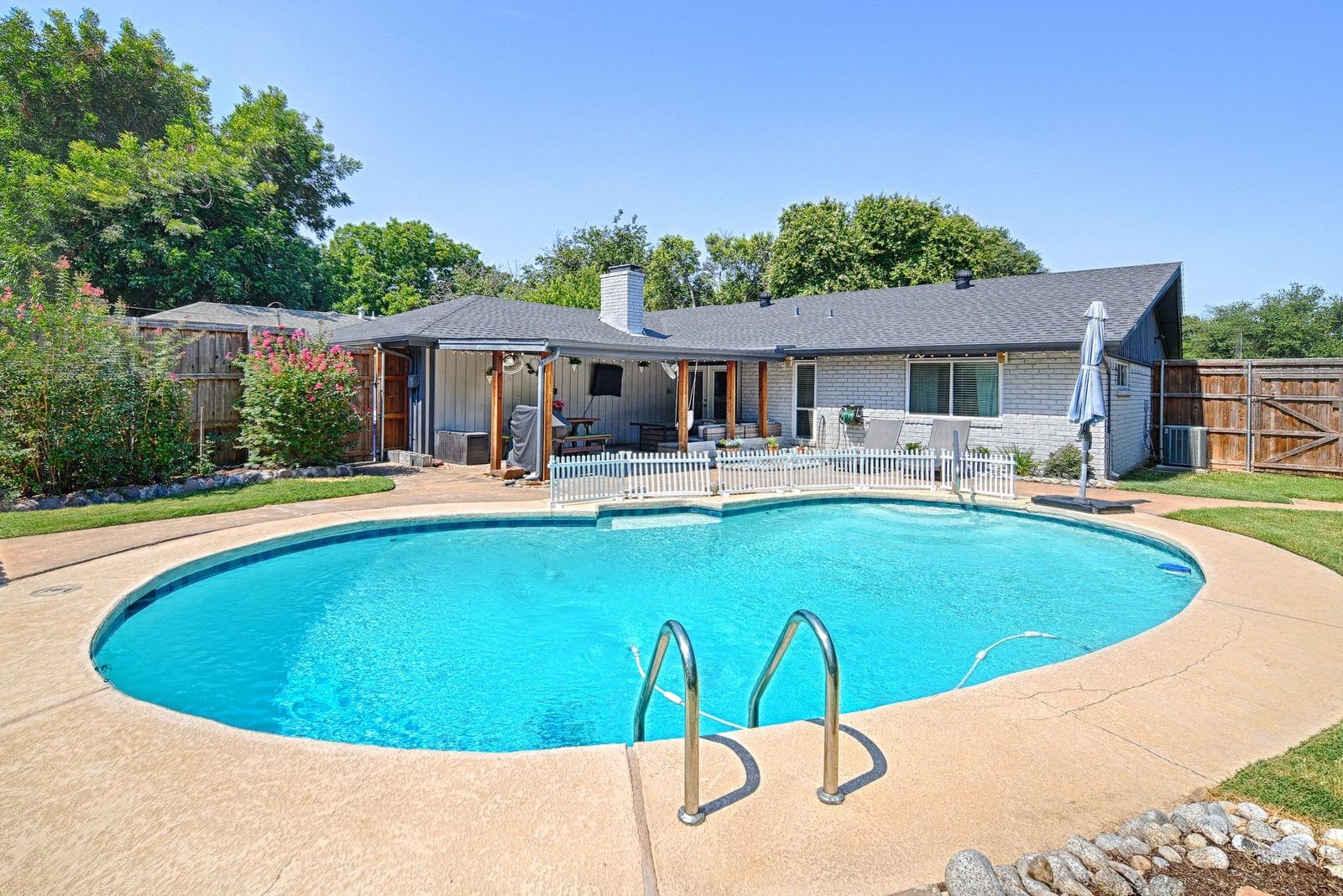 13546 Pyramid Drive