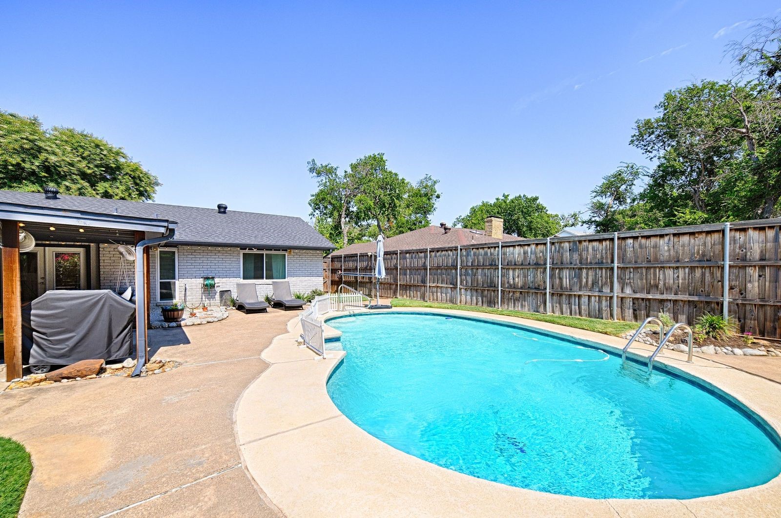 13546 Pyramid Drive