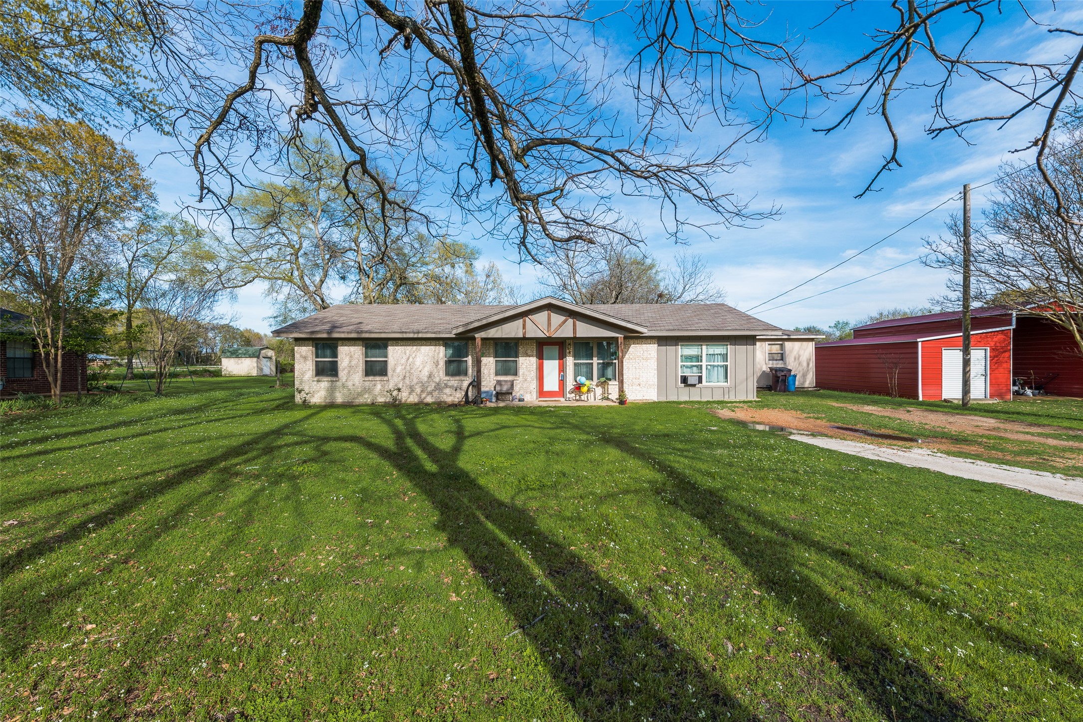 305 Airport Road