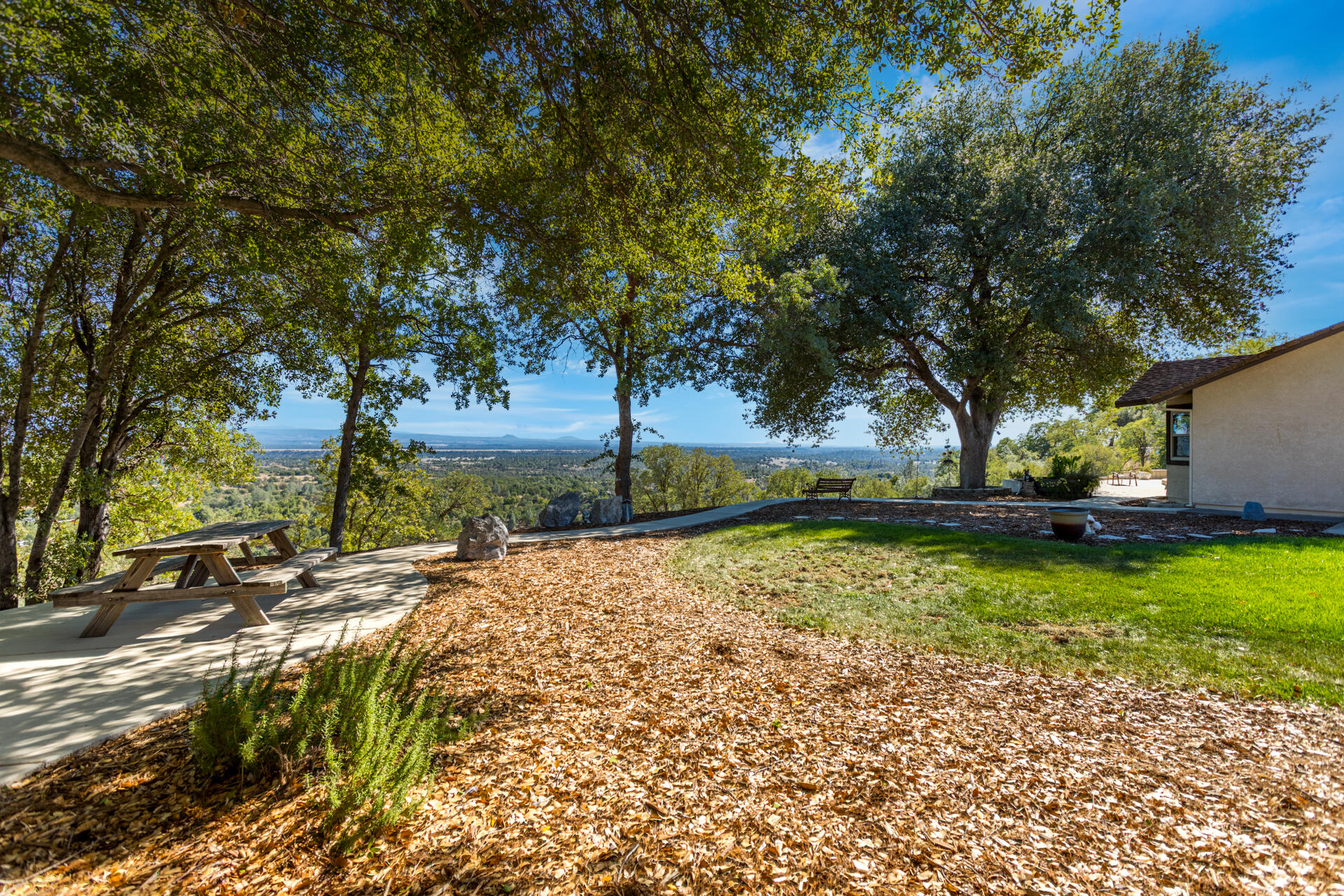 13891 Green Mountain Trail