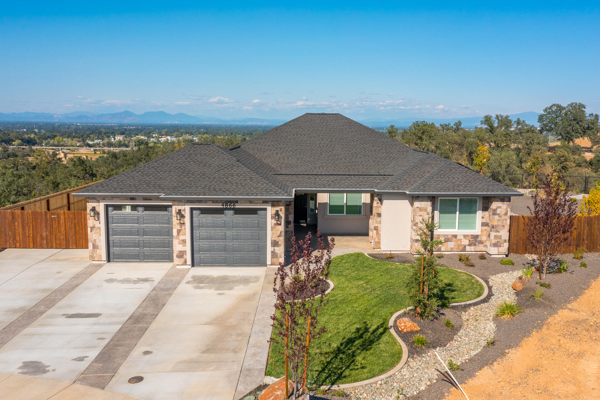 4866 Sierra Court, Lot 19