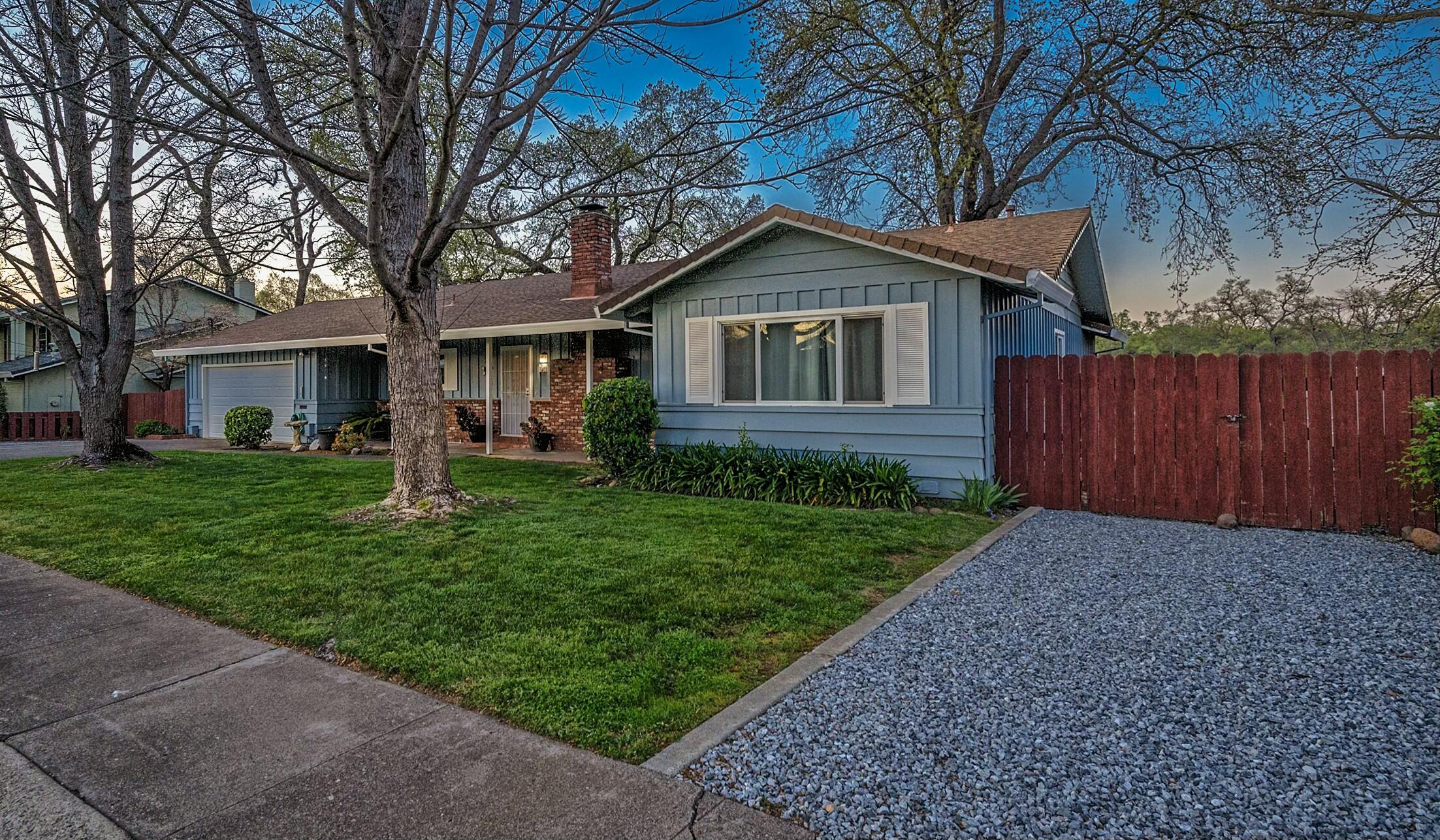 3401 Riverside Drive