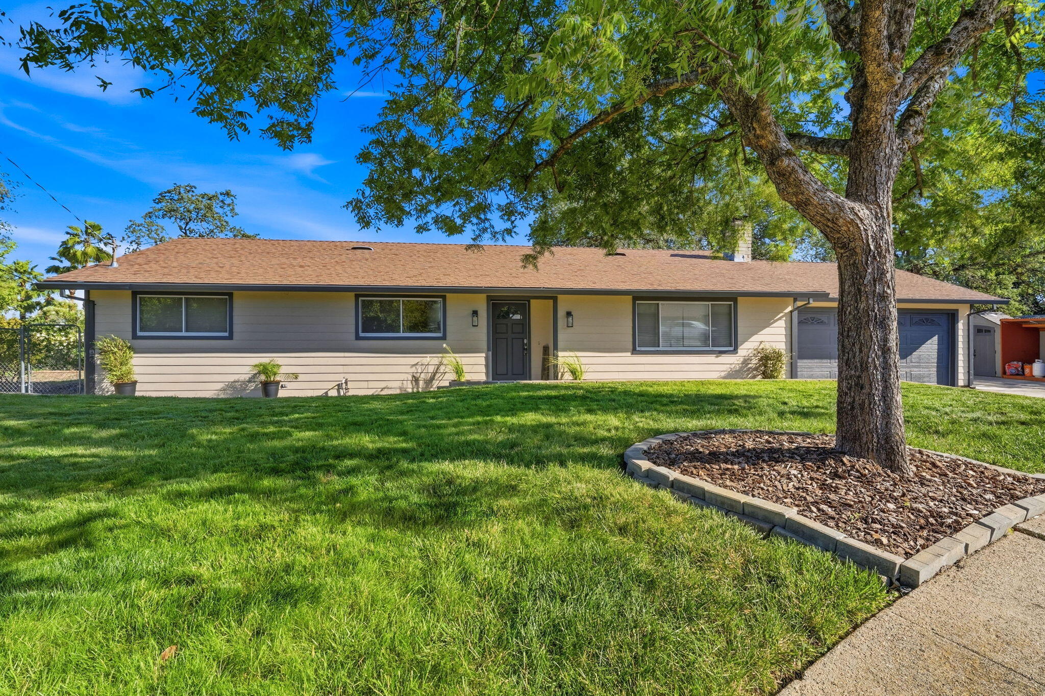 2415 Marion Court