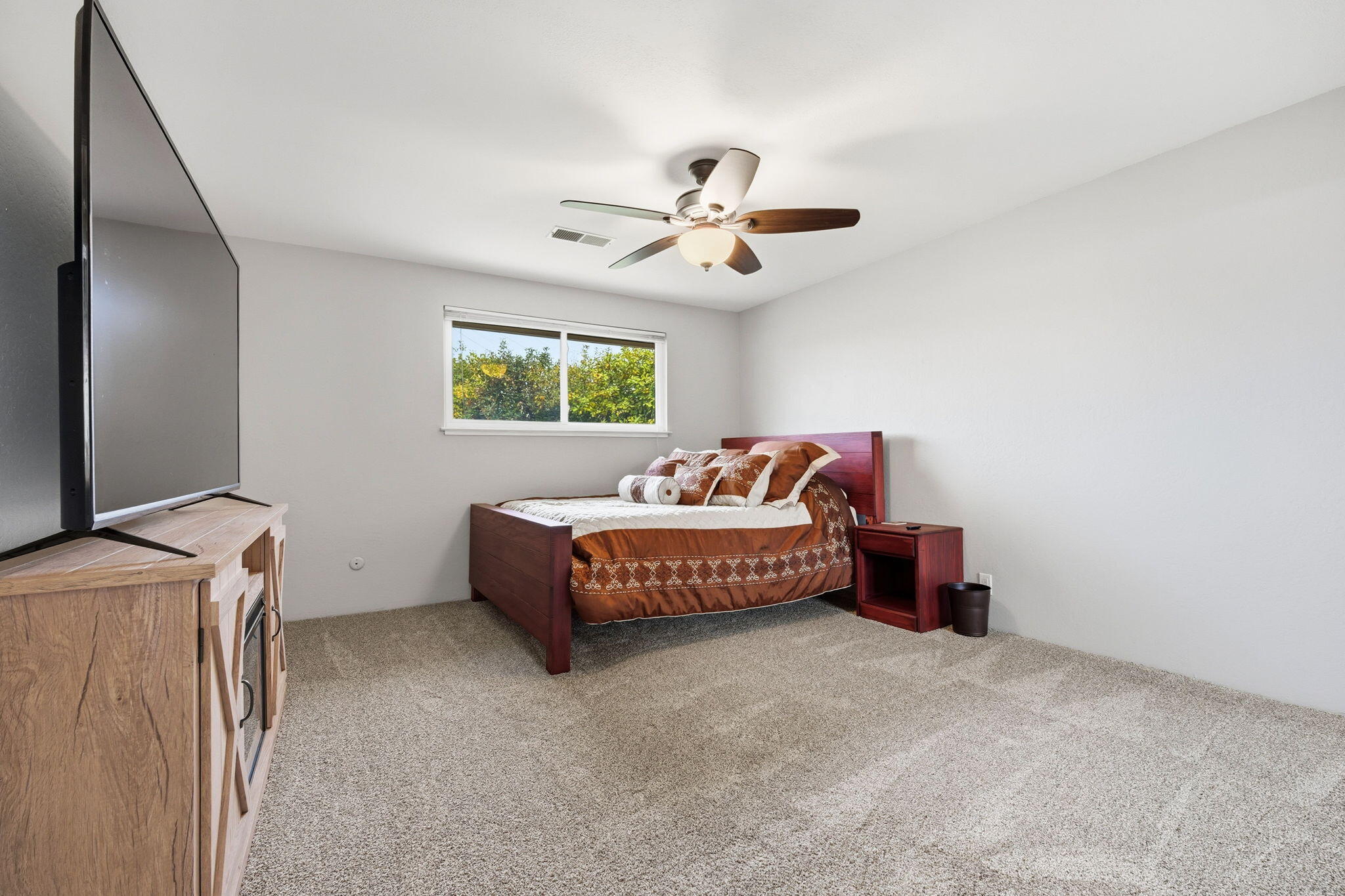 2415 Marion Court