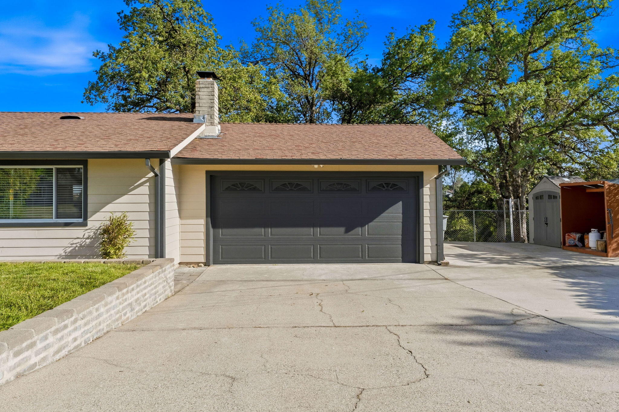 2415 Marion Court