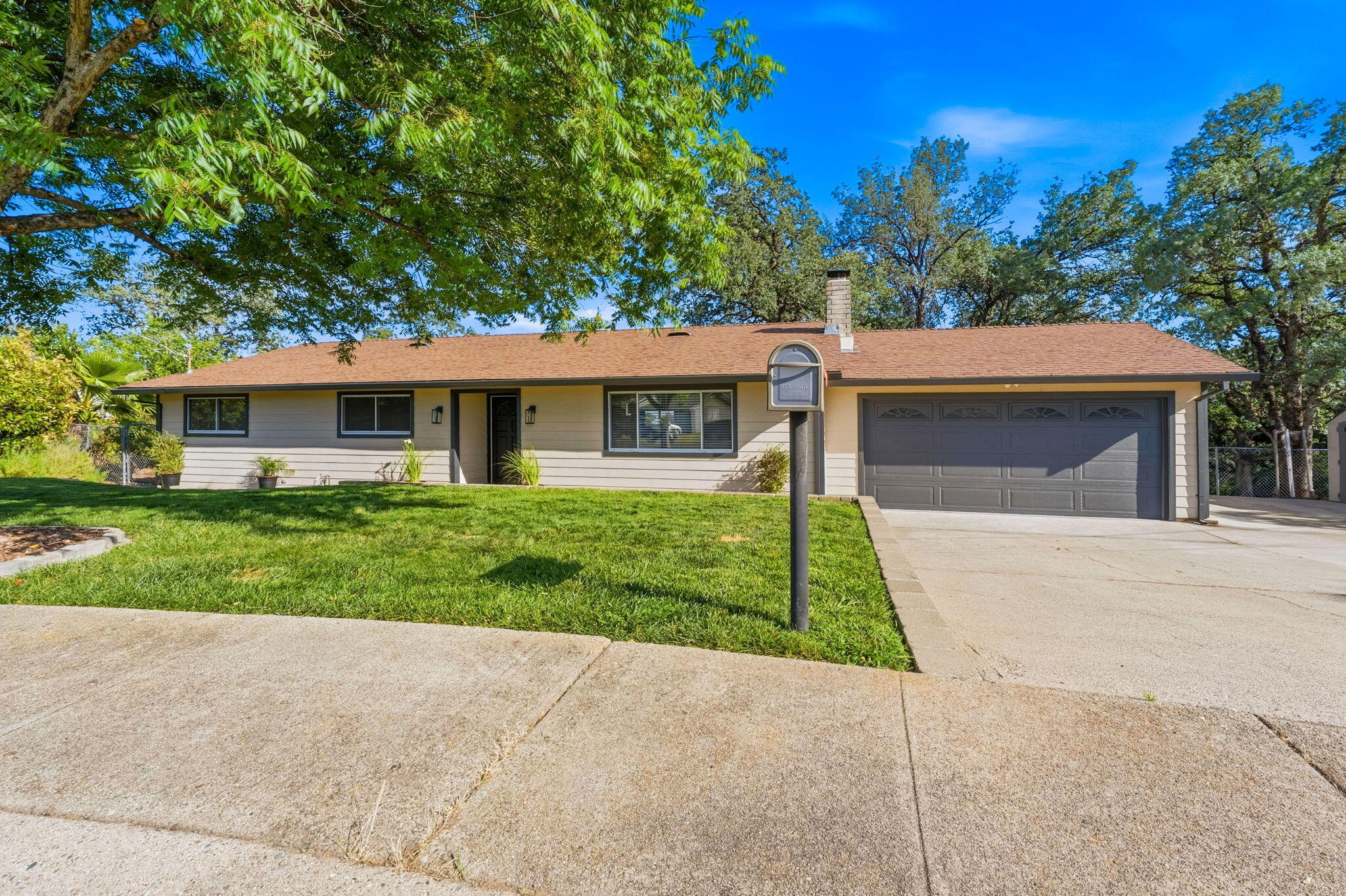 2415 Marion Court