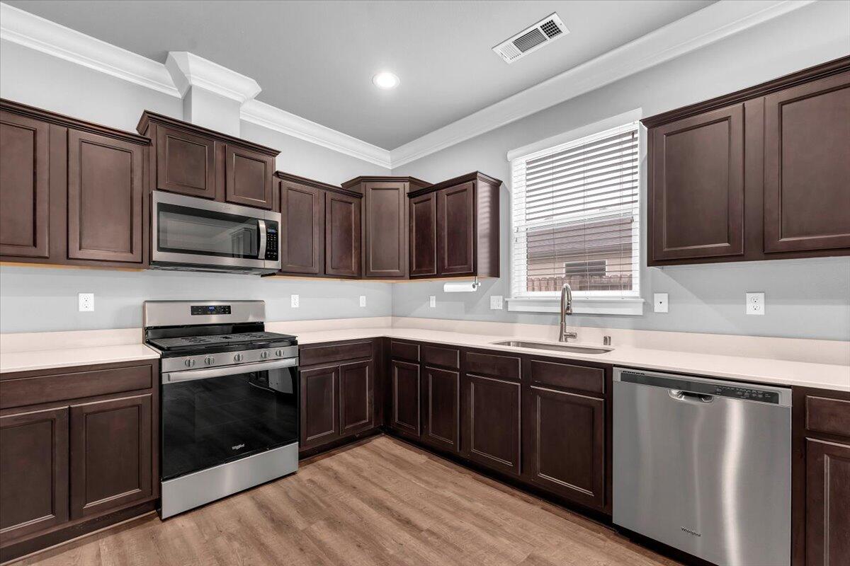 20189 Ballentine Drive