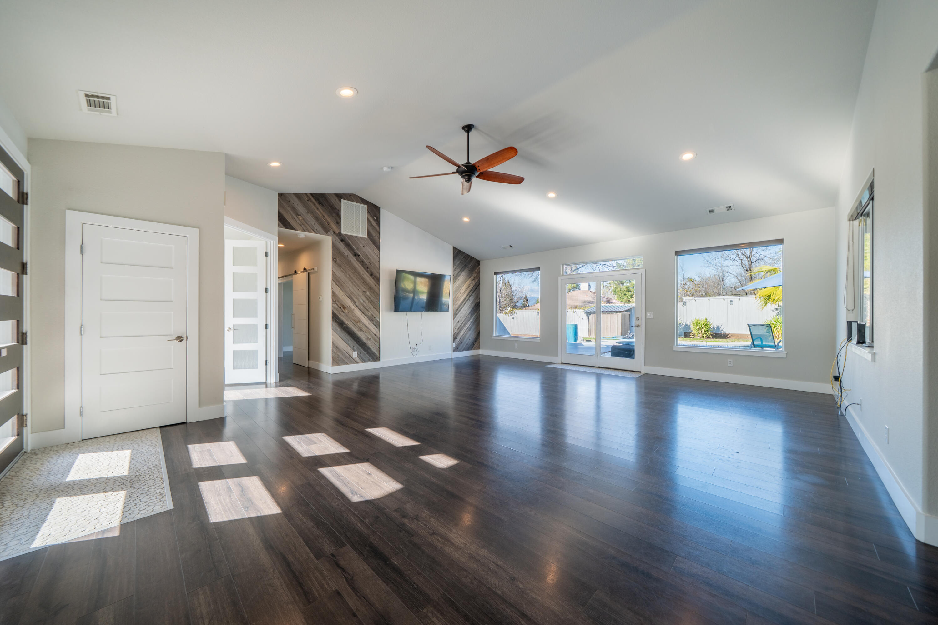 19340 NE Carnegie Court