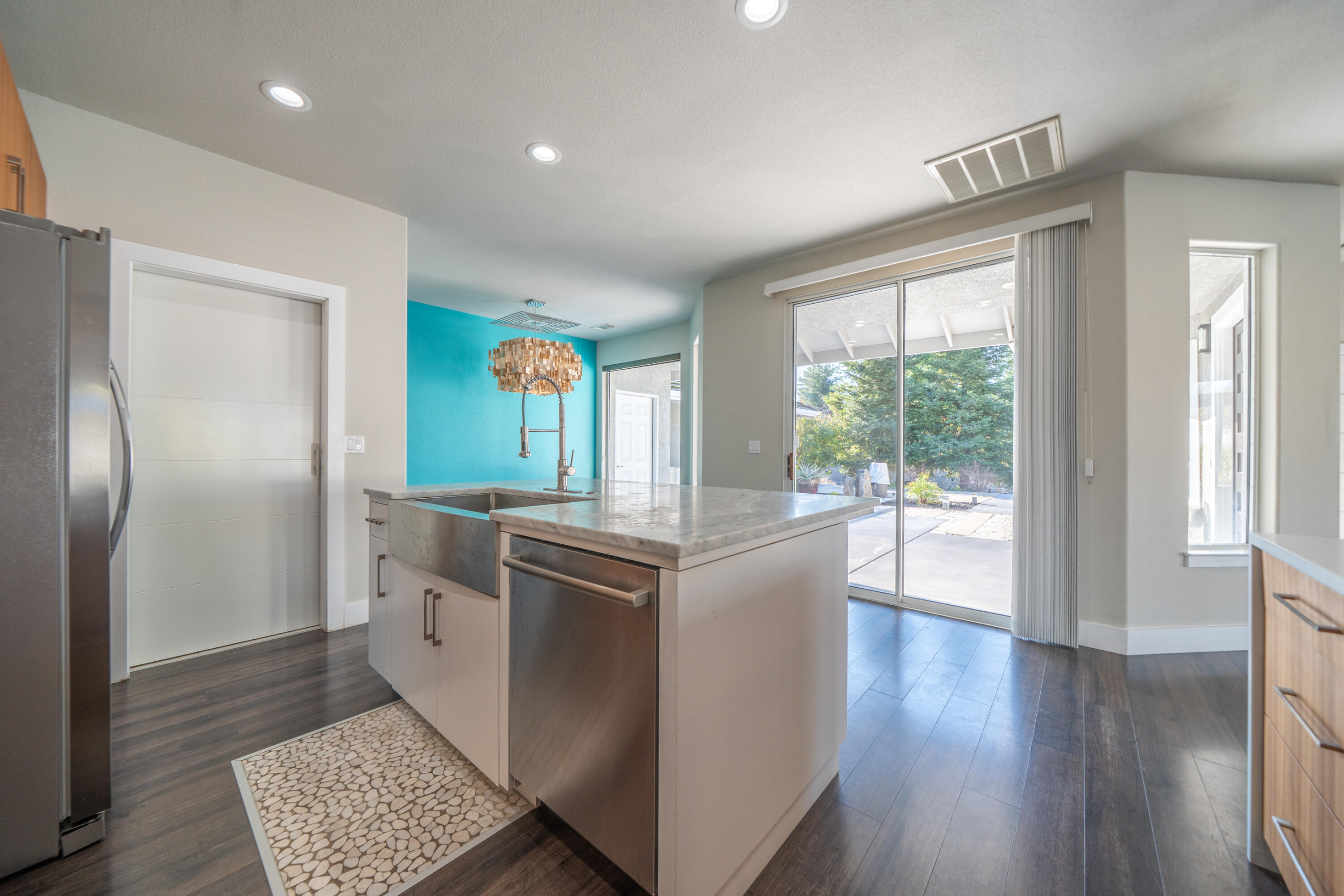 19340 NE Carnegie Court