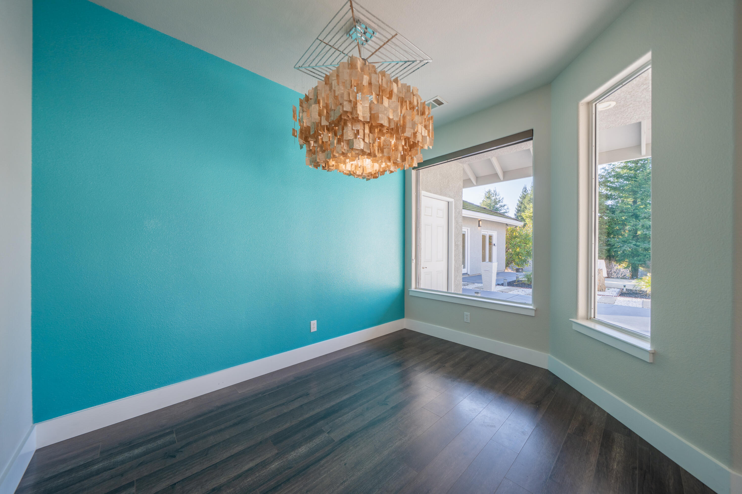 19340 NE Carnegie Court