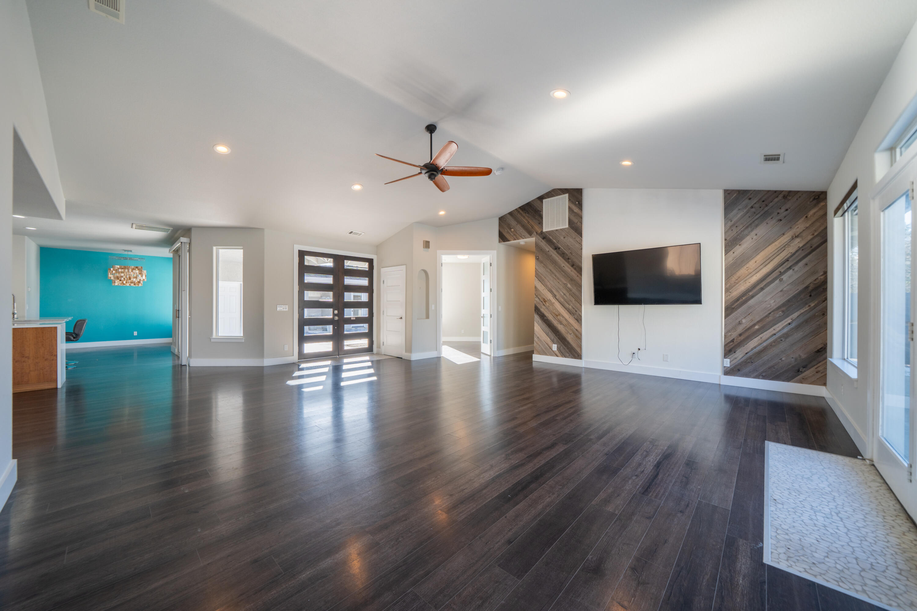 19340 NE Carnegie Court