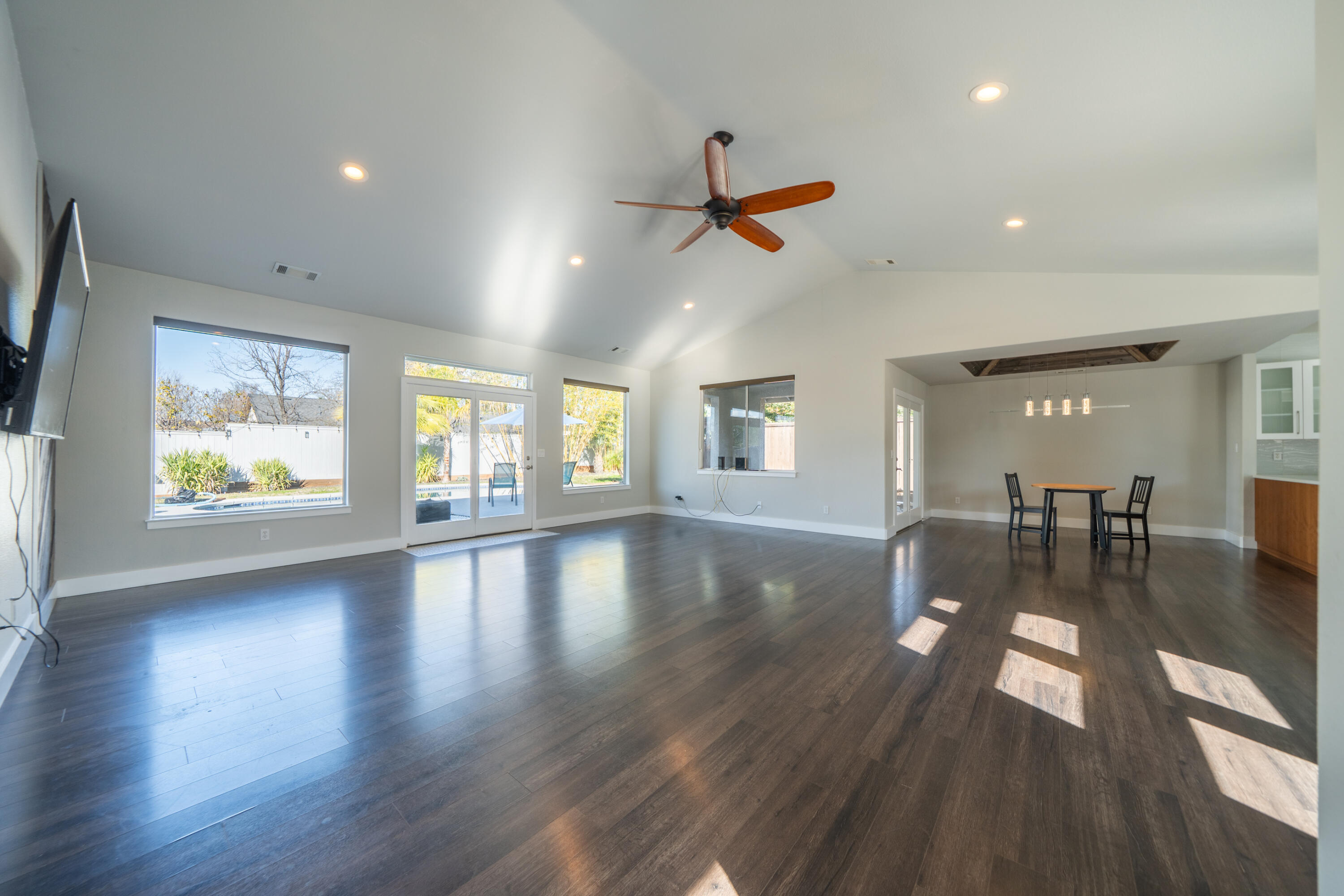 19340 NE Carnegie Court