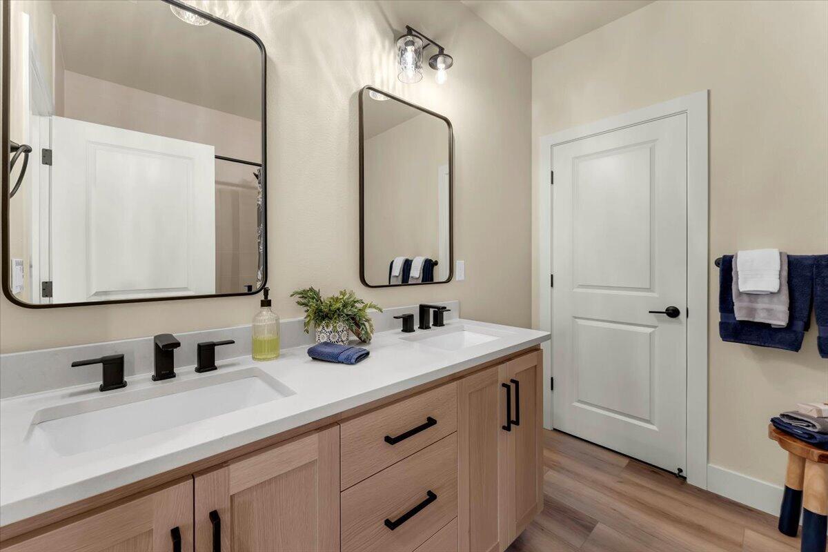 4842 Ridgeline Drive, Lot 10