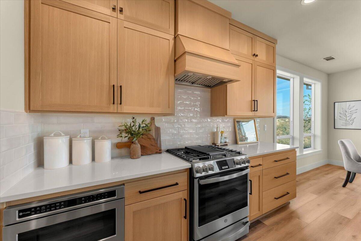 4842 Ridgeline Drive, Lot 10