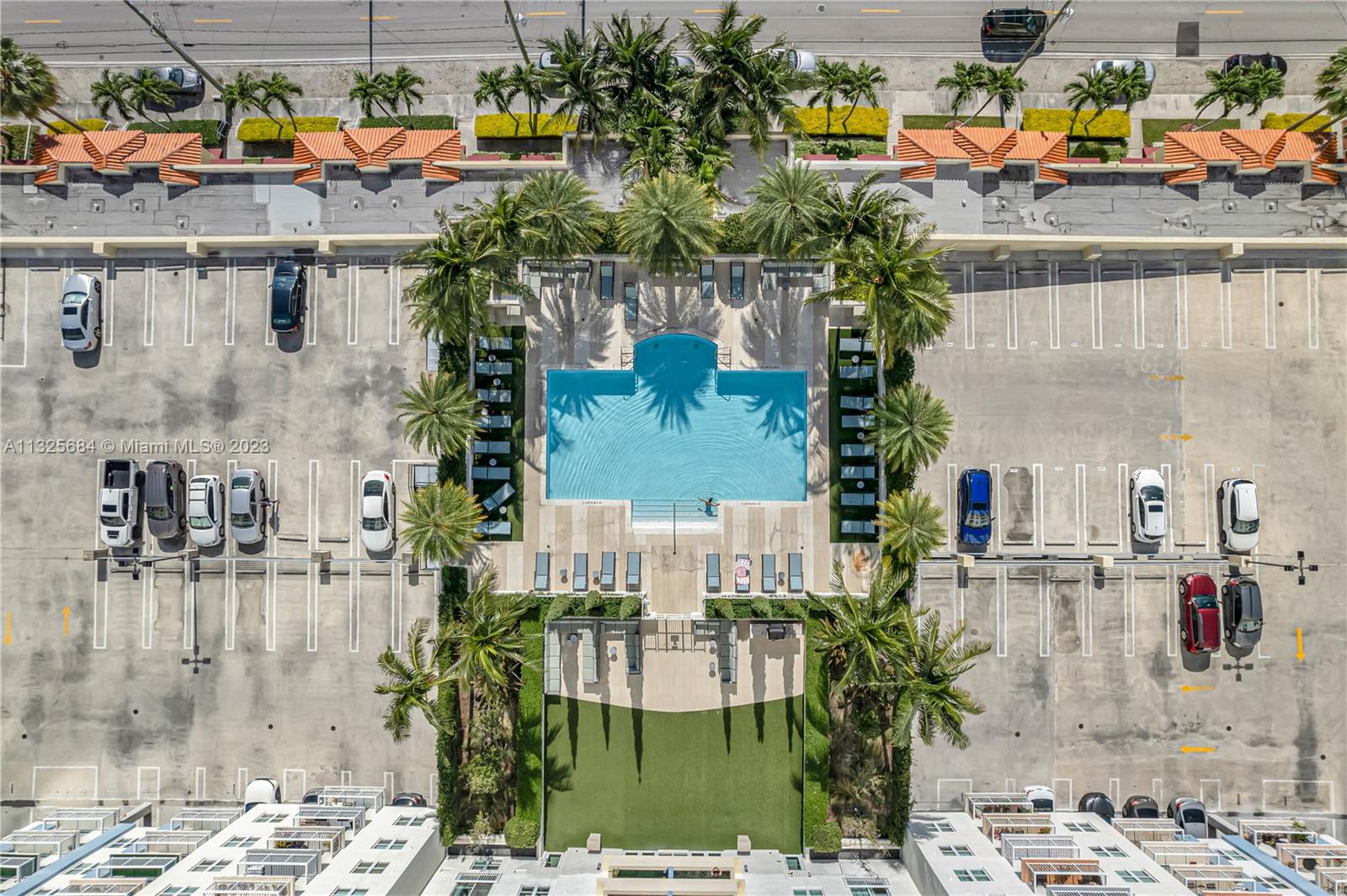 3000 Coral Way # 915