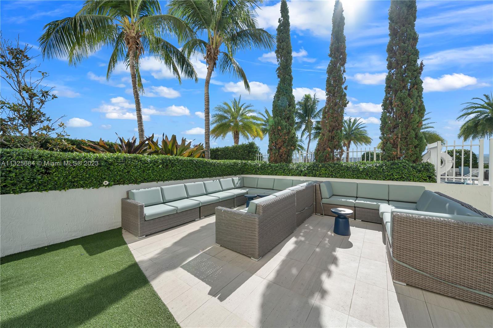 3000 Coral Way # 915