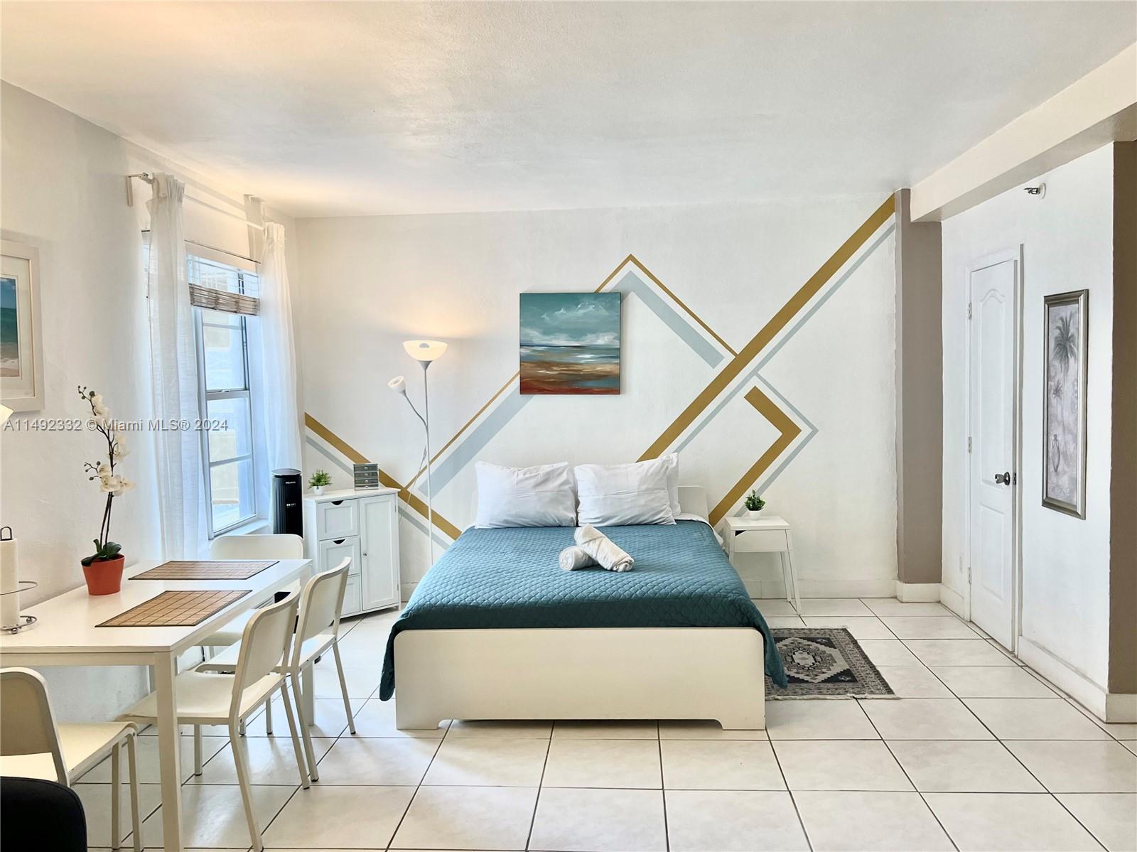 3030 Collins Ave # 2D