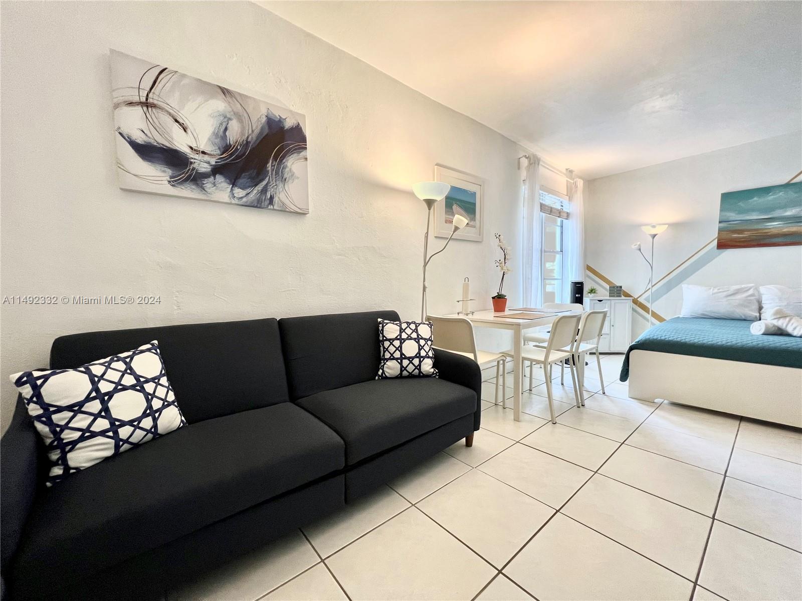 3030 Collins Ave # 2D
