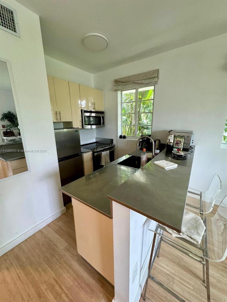 3917 N Meridian Ave # 102