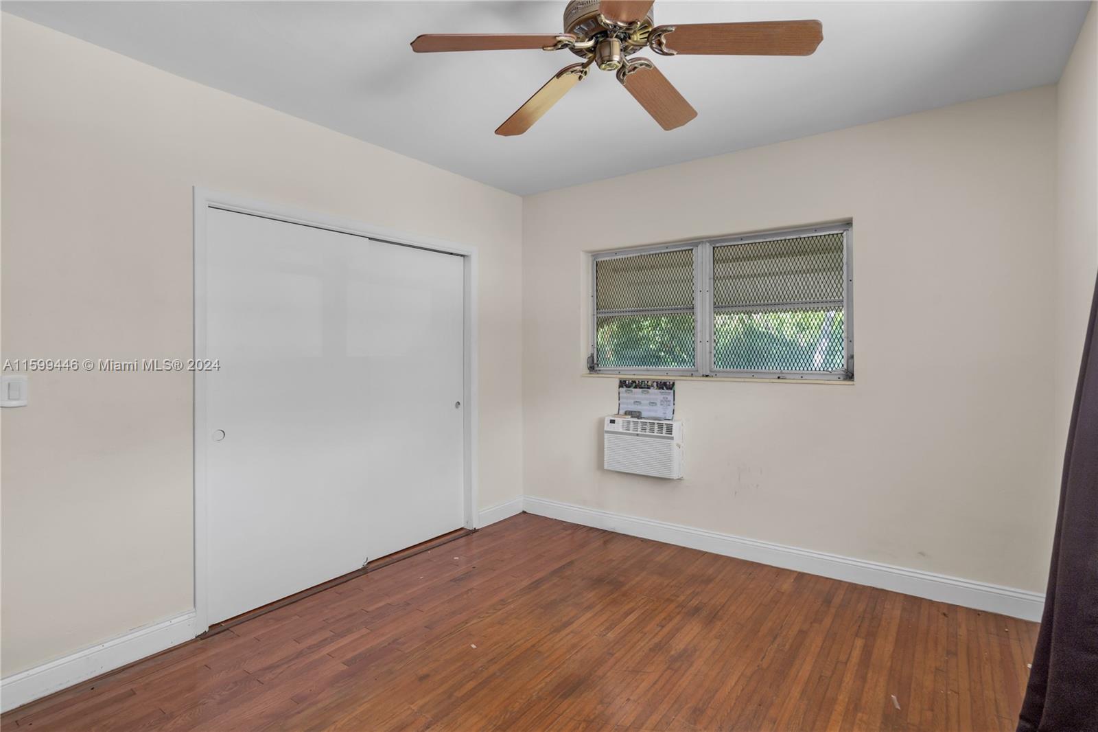 565 NW 98th St