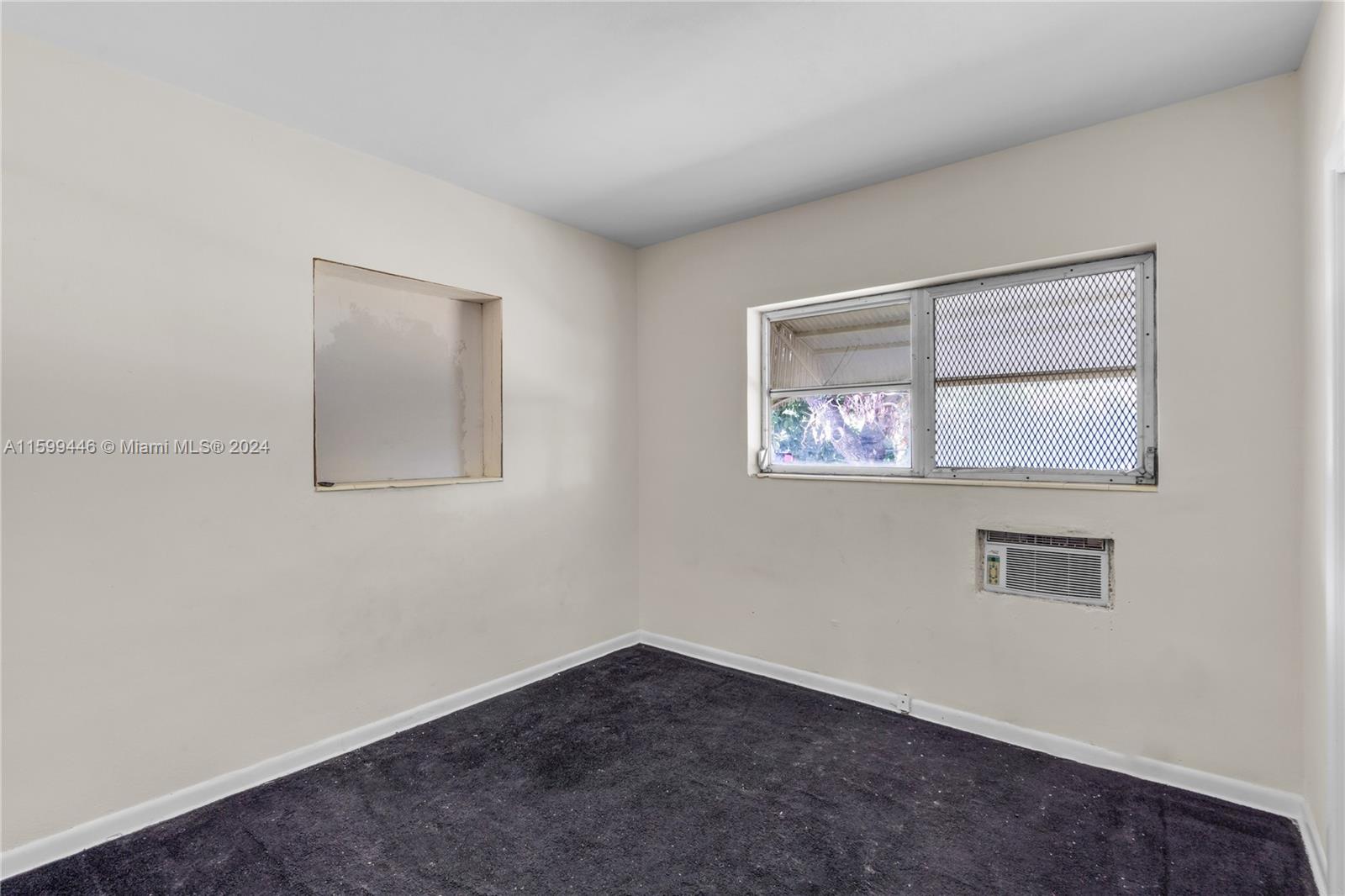 565 NW 98th St