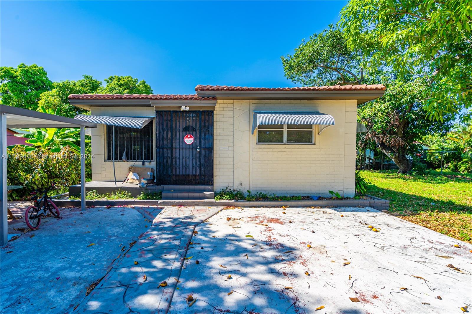 565 NW 98th St
