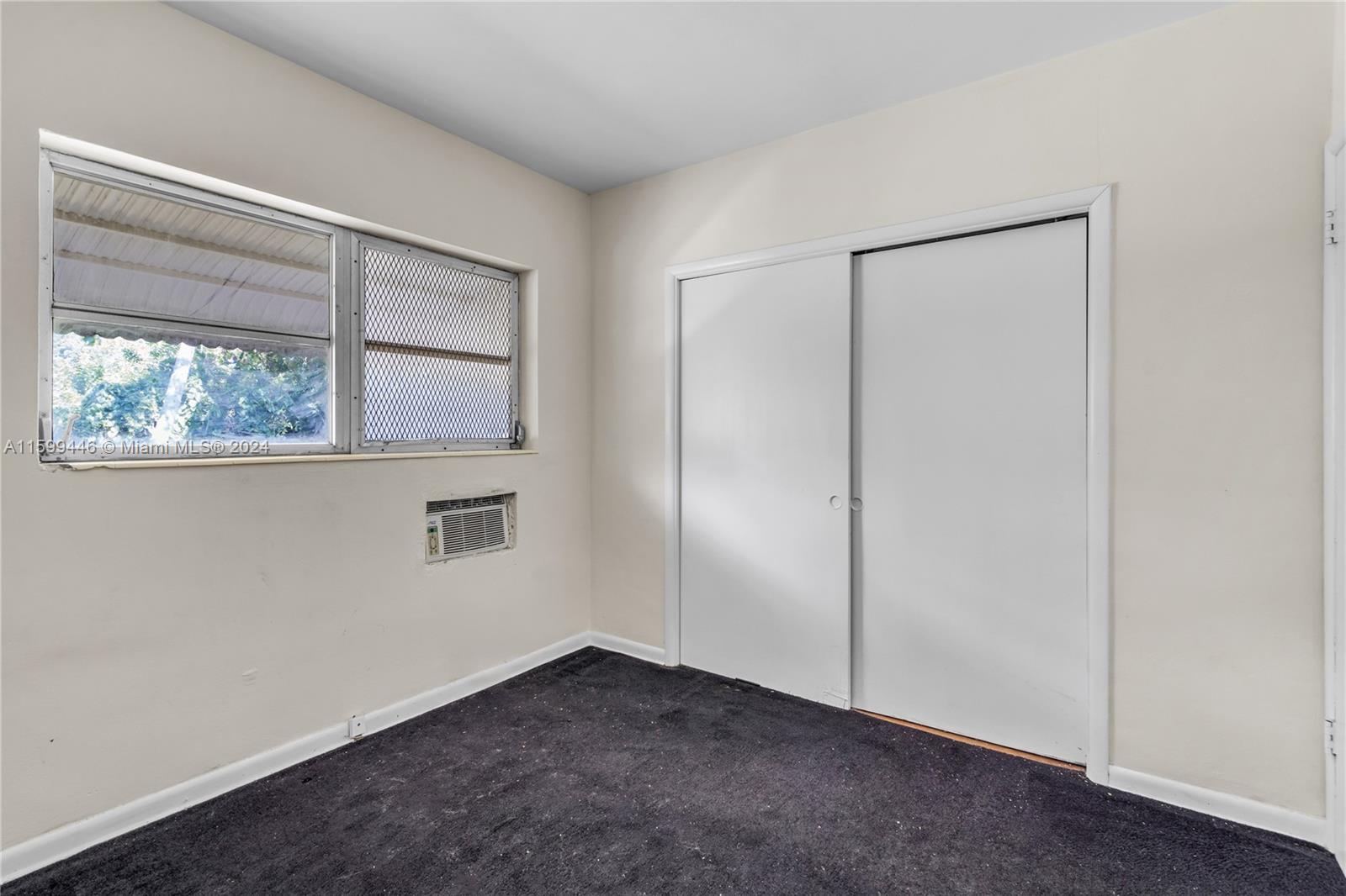 565 NW 98th St