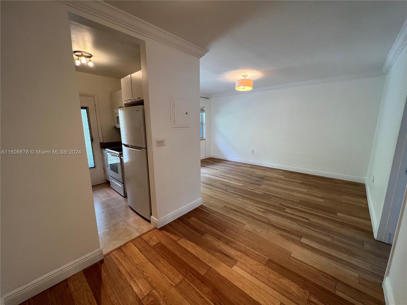 100 Sunrise Dr # 10