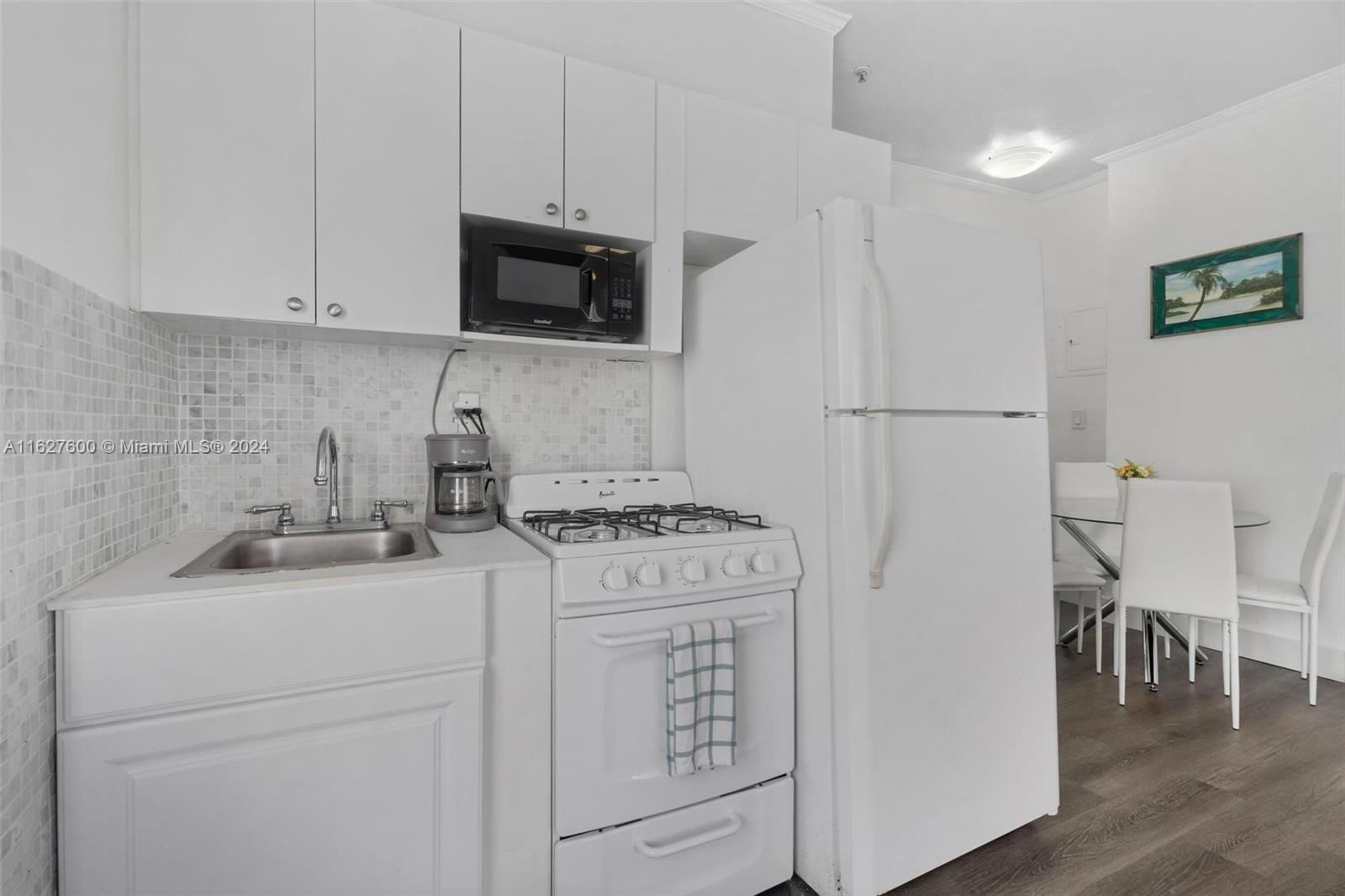 3700 Collins Ave # 310 Unit: S-310