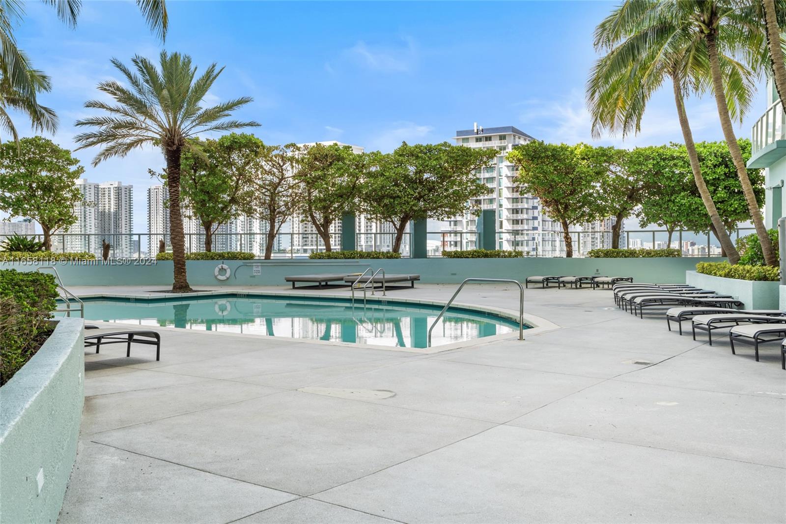 1900 N Bayshore Dr # 3505