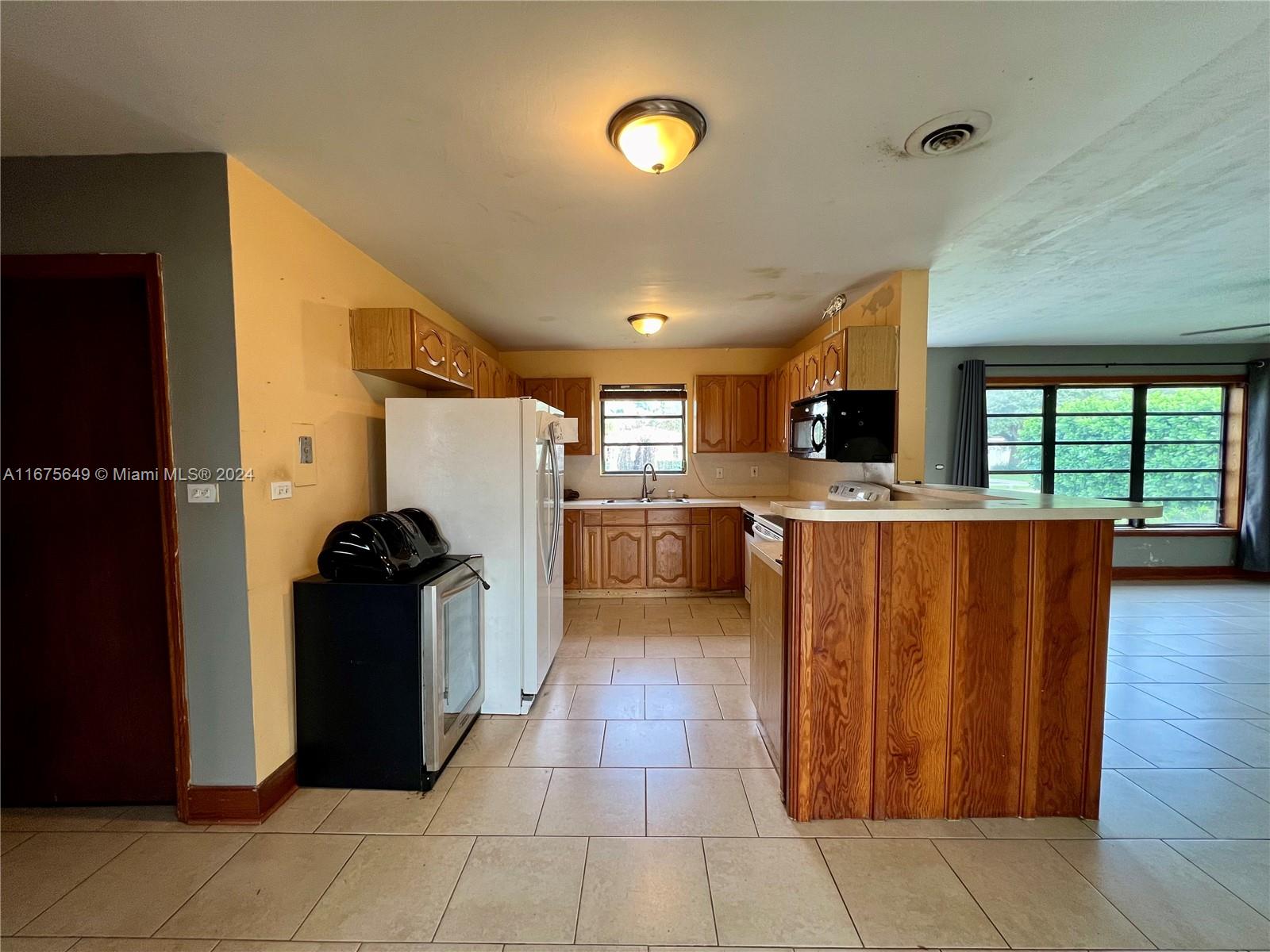 19920 Holiday Rd