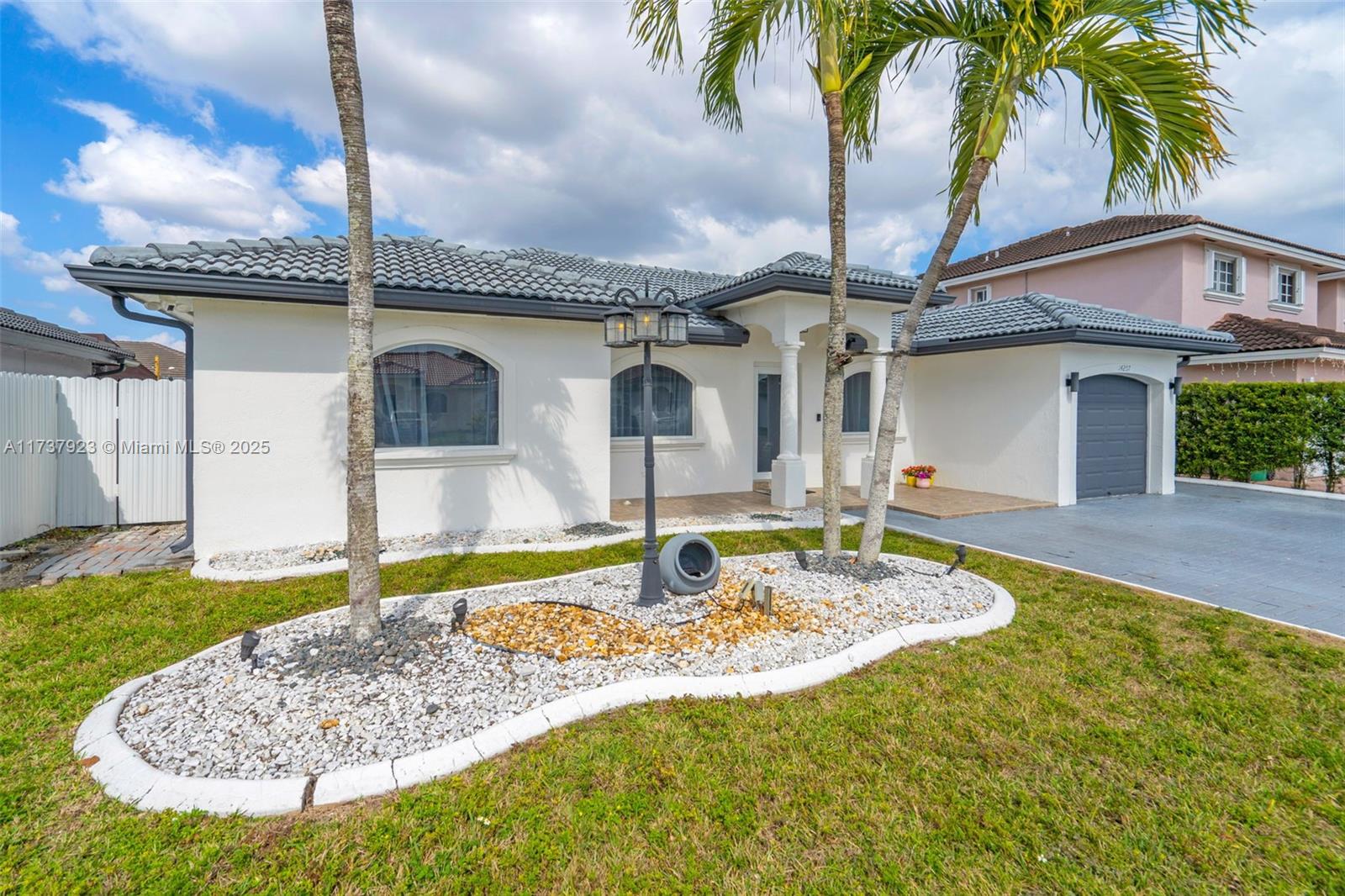 14257 SW 165th St
