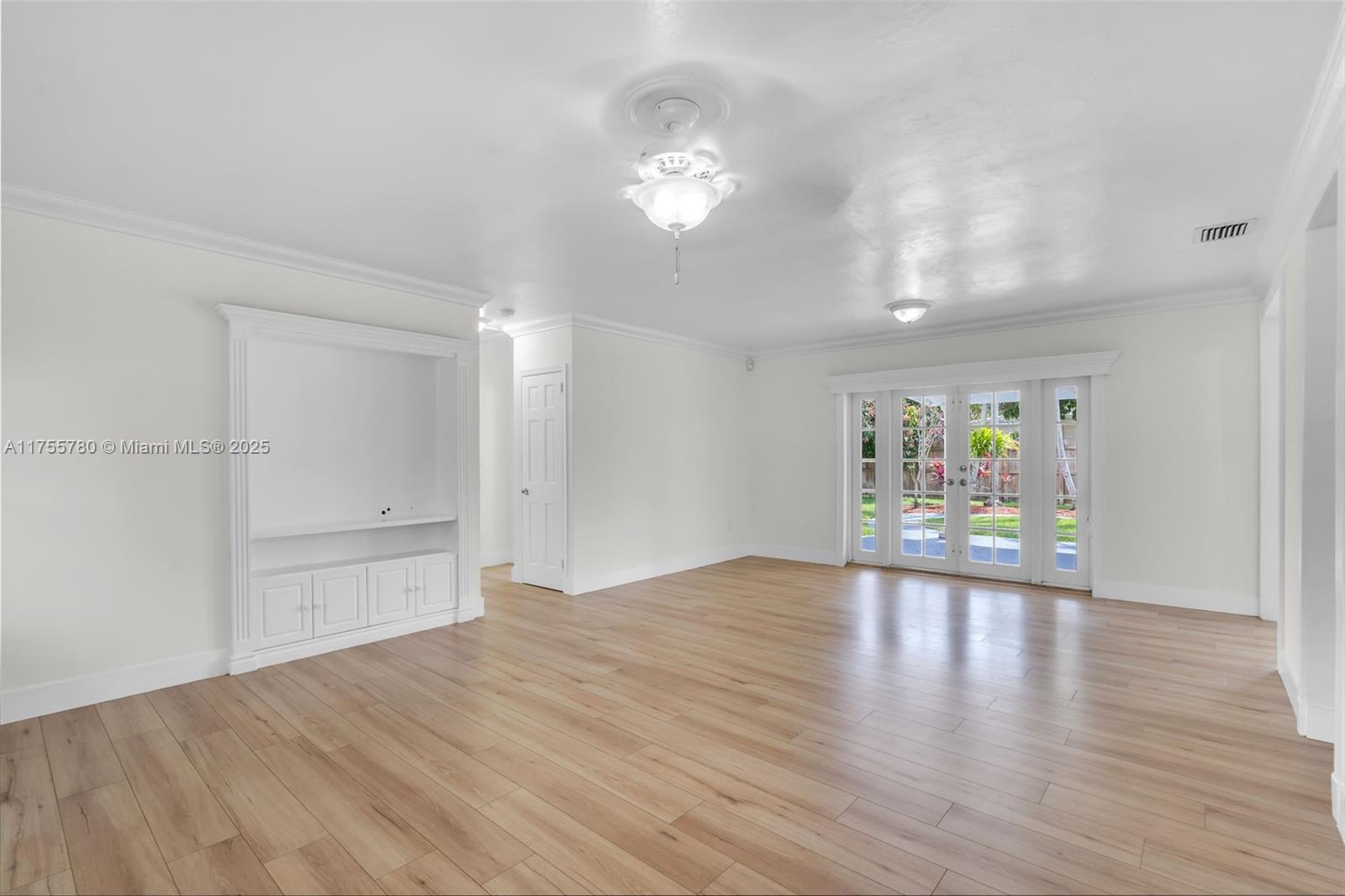 6830 SW 50th Ter
