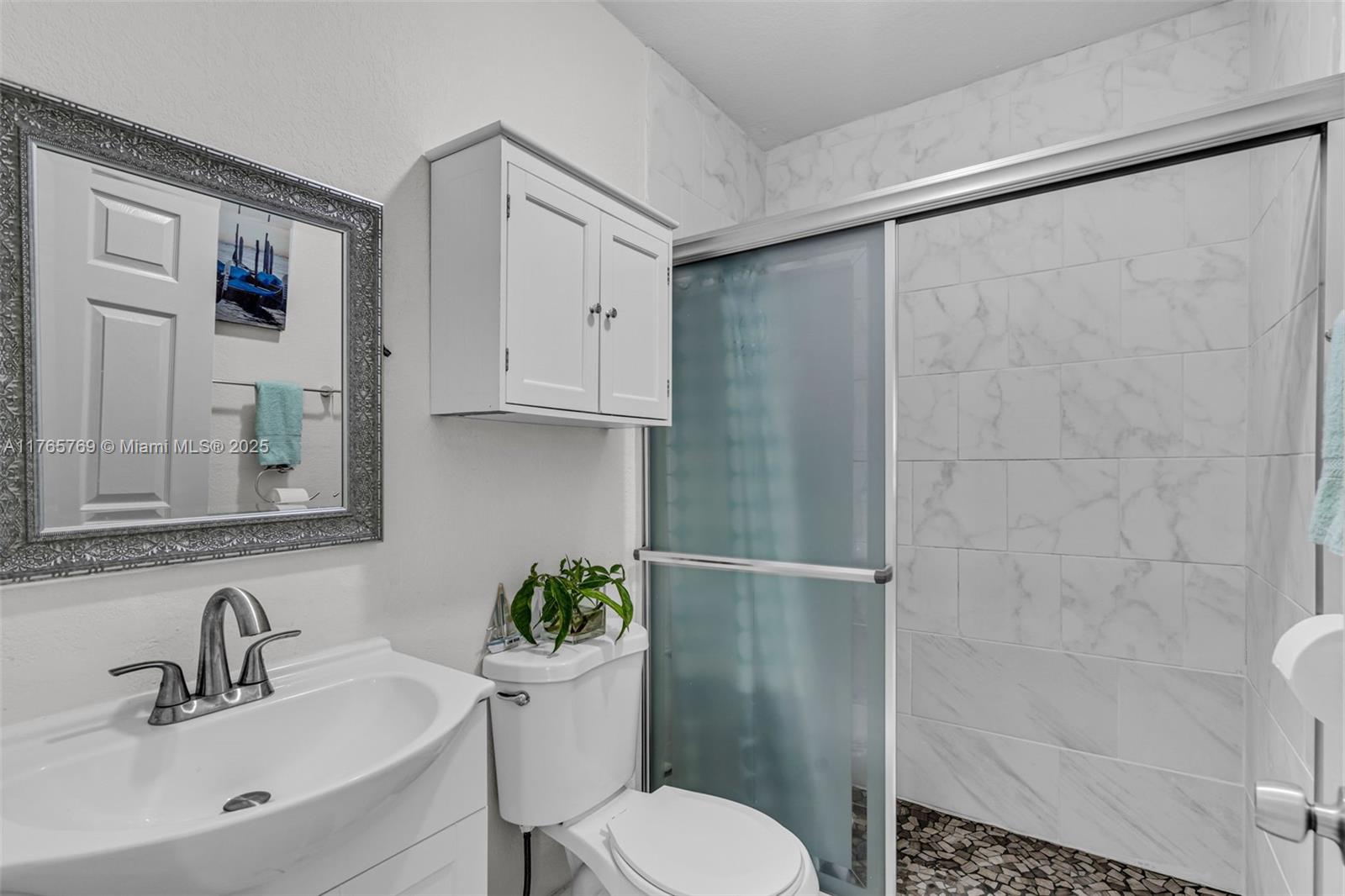 1522 NE 148th St