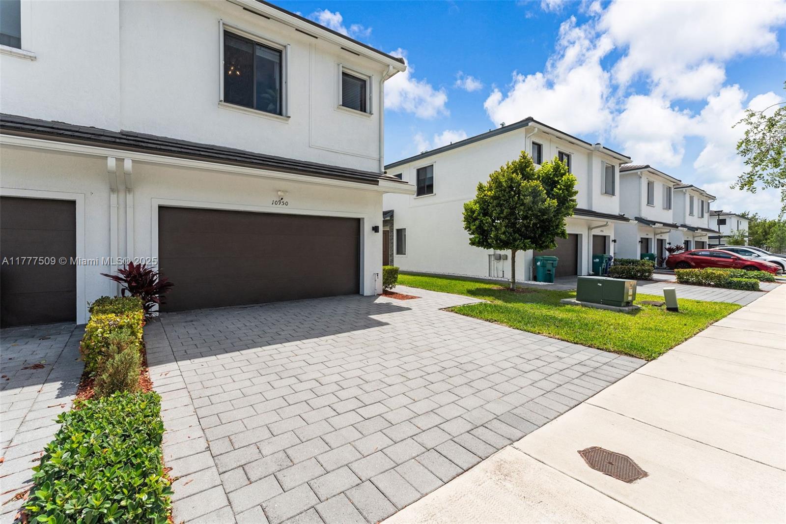 10950 SW 235th St